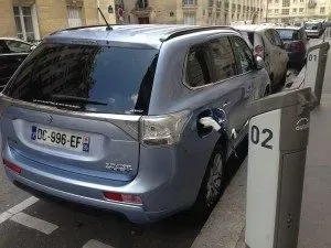 voiturelectrique.eu.mitsubishi.phev.2