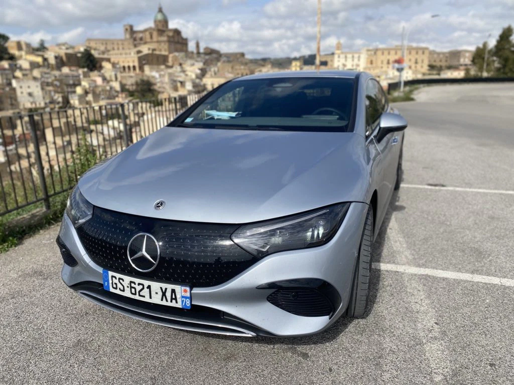 voiture electrique mercedes eqe 300 12