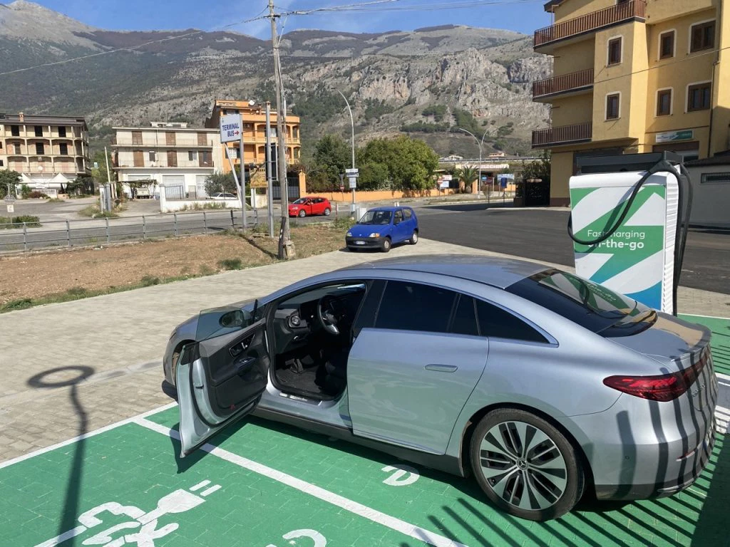 voiture electrique mercedes eqe 300 21