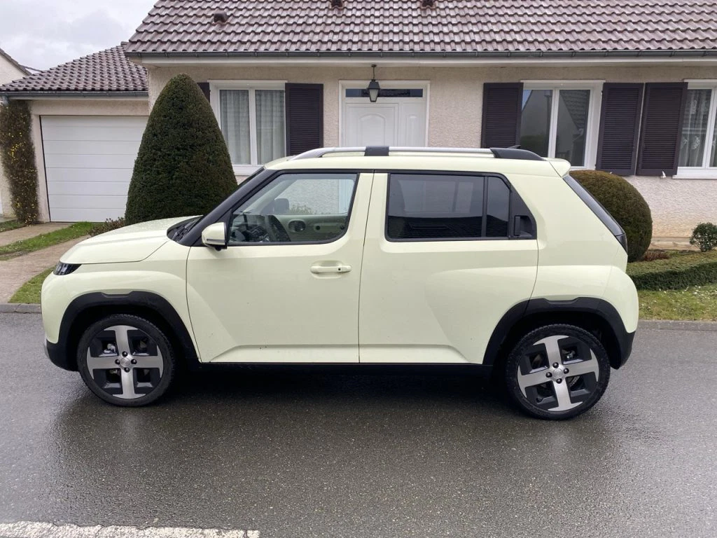 voiture electrique hyundai inster 11