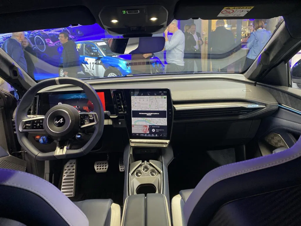 voiture electrique alpine a390 2