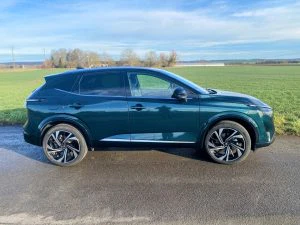 voiture electrique nissan qashqai epower 13