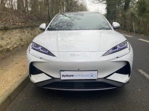 voiture electrique byd sealion 7 10